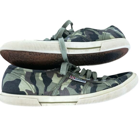 Superga Women’s Green Camouflage Sneakers - Picture 3 of 5